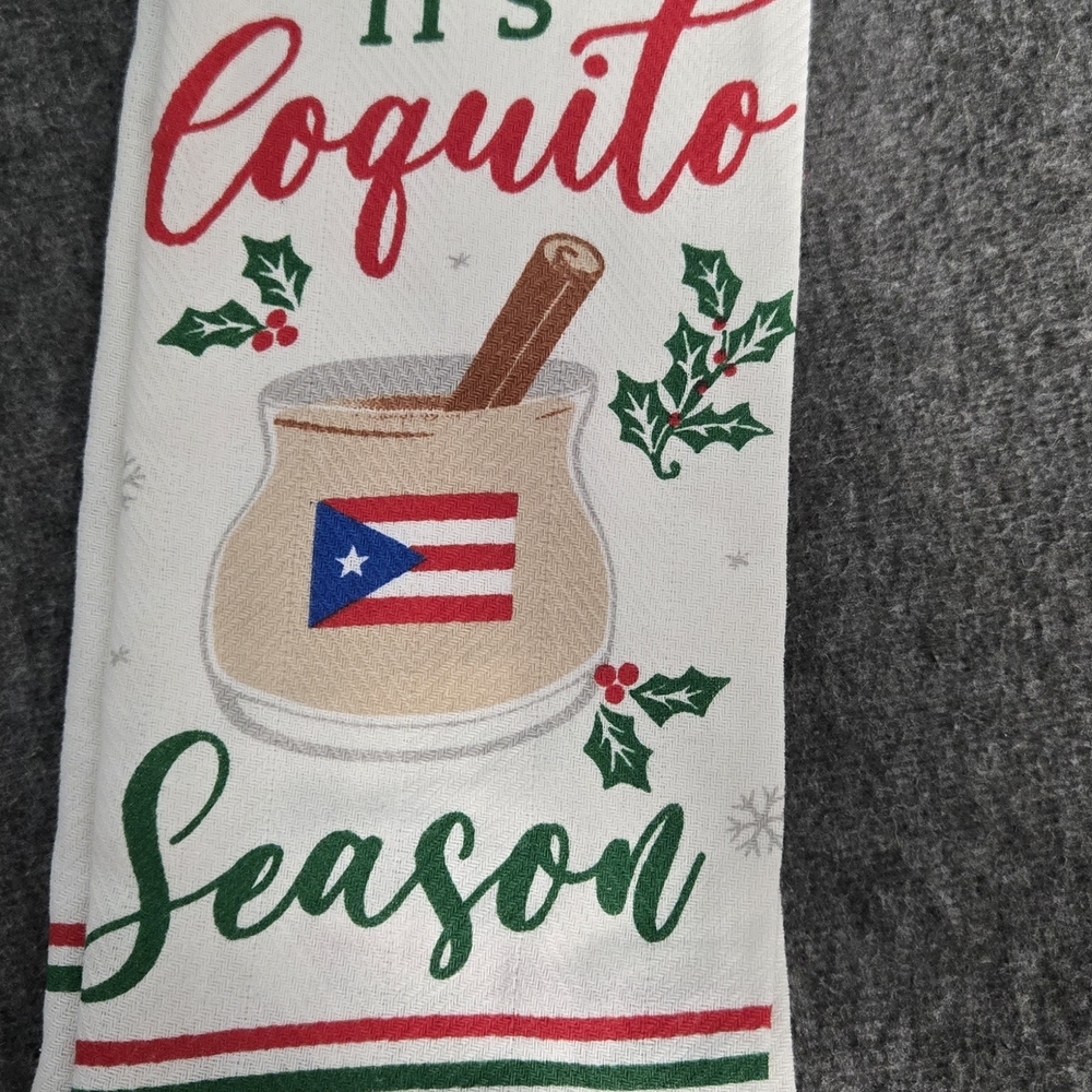Festive Holiday Kitchen Towels Set - Picture 10 of 16